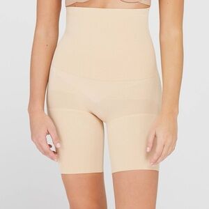 NWOT ASSETS by SPANX Women's Remarkable Results High-Waist Mid-Thigh Shaper S